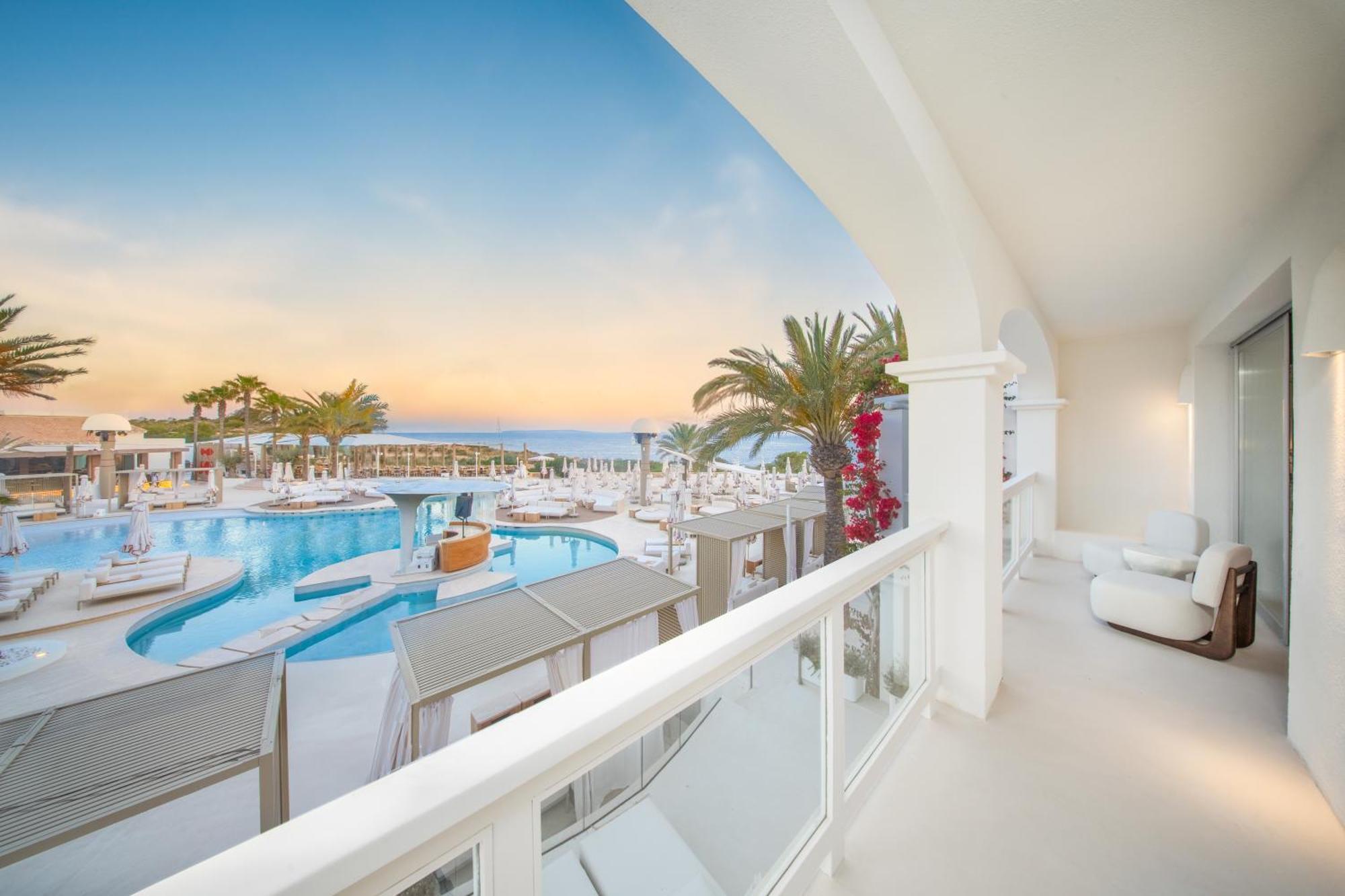 Destino Five Ibiza - 5-star Grand Luxe (adults Only) 5* Playa De Talamanca